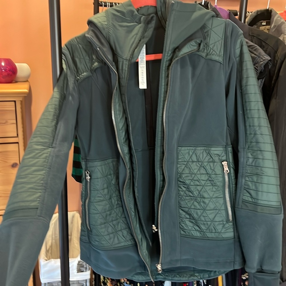 LULLEMON fleece quilted/puff jacket